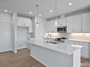 13217 NE 127th Court B, Kirkland WA 98034