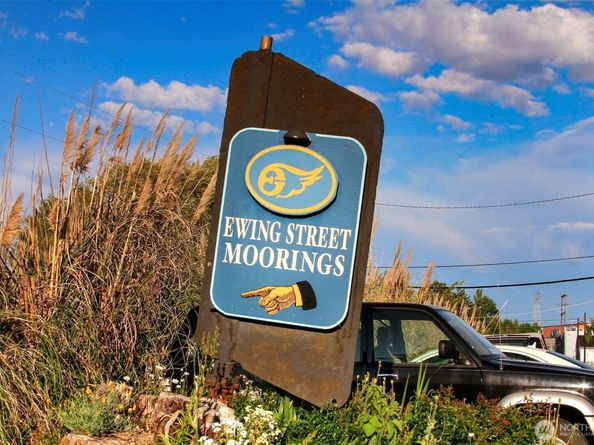 624 W Ewing Street 3, Seattle WA 98119