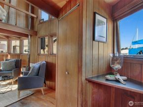 624 W Ewing Street 3, Seattle WA 98119