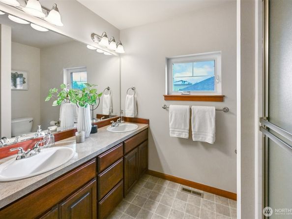 14229 20th Place W, Lynnwood WA 98087