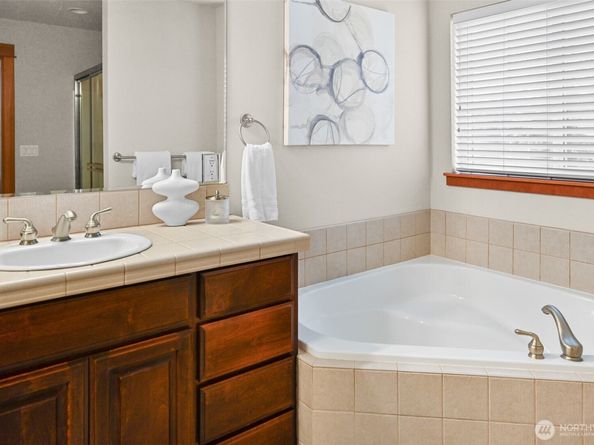 14229 20th Place W, Lynnwood WA 98087