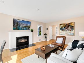 2802 29th Avenue W, Seattle WA 98199