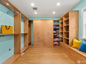 2802 29th Avenue W, Seattle WA 98199