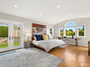 2802 29th Avenue W, Seattle WA 98199
