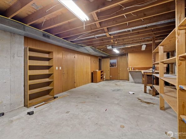 6520 NE 60th Street, Seattle WA 98115