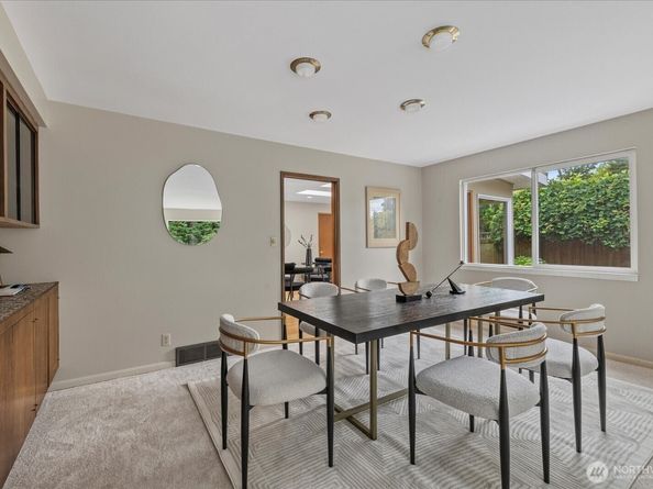 6520 NE 60th Street, Seattle WA 98115