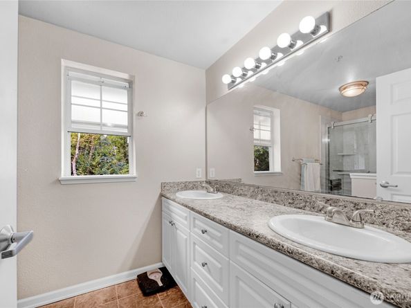 23303 Cedar Way T201, Mountlake Terrace WA 98043