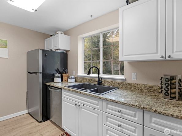 23303 Cedar Way T201, Mountlake Terrace WA 98043