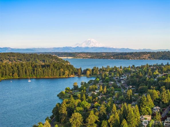 3925 48th Avenue S, Seattle WA 98118