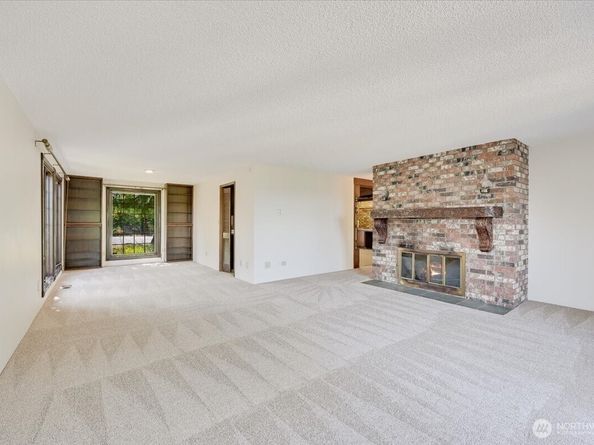 310 224th Street SE, Bothell WA 98021
