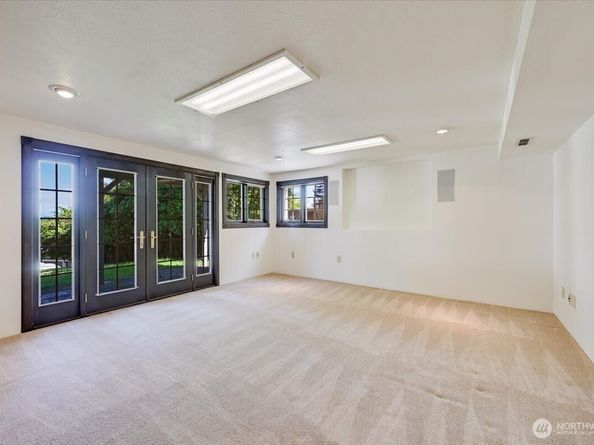 310 224th Street SE, Bothell WA 98021
