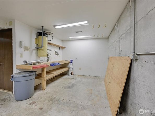 310 224th Street SE, Bothell WA 98021
