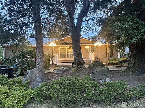 310 224th Street SE, Bothell WA 98021