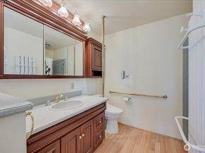 310 224th Street SE, Bothell WA 98021