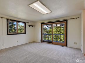 310 224th Street SE, Bothell WA 98021
