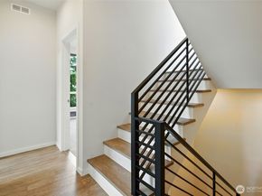 9732 Woodlawn Avenue N A, Seattle WA 98103