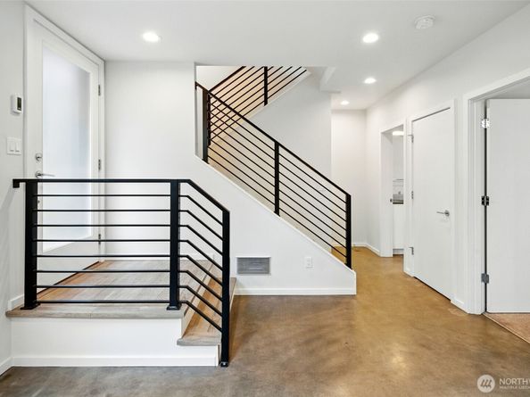 9732 Woodlawn Avenue N A, Seattle WA 98103