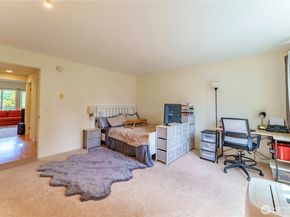 907 N 163rd Street A32, Shoreline WA 98133