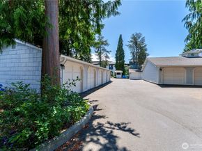 907 N 163rd Street A32, Shoreline WA 98133