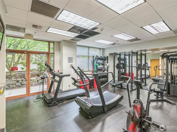 1100 106th Avenue NE 508, Bellevue WA 98004
