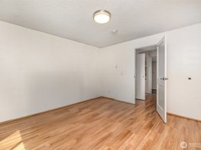 17529 151st Avenue SE 76, Renton WA 98058