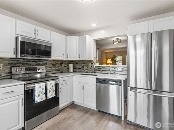 23955 58th Court S E1, Kent WA 98032