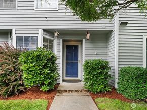 23955 58th Court S E1, Kent WA 98032