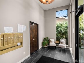 2219 Eastlake Avenue E 101, Seattle WA 98102