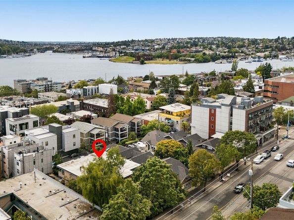 2219 Eastlake Avenue E 101, Seattle WA 98102