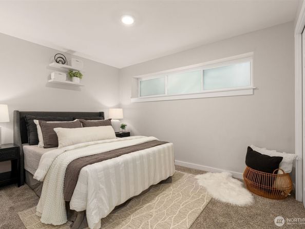 2219 Eastlake Avenue E 101, Seattle WA 98102