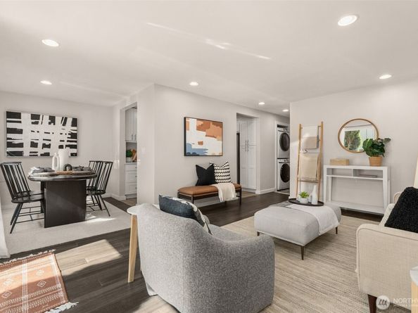 2219 Eastlake Avenue E 101, Seattle WA 98102