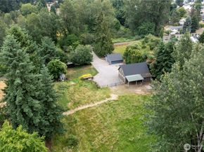 23305 98th Avenue S, Kent WA 98031