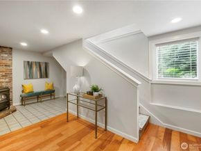 23305 98th Avenue S, Kent WA 98031