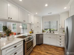 23305 98th Avenue S, Kent WA 98031