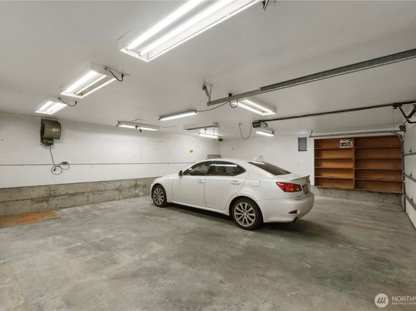 23305 98th Avenue S, Kent WA 98031