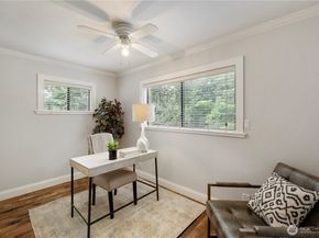 23305 98th Avenue S, Kent WA 98031