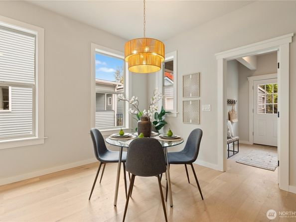 157 26th Avenue, Seattle WA 98122