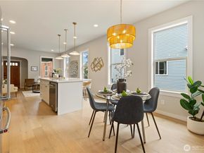 157 26th Avenue, Seattle WA 98122