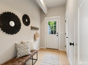 157 26th Avenue, Seattle WA 98122