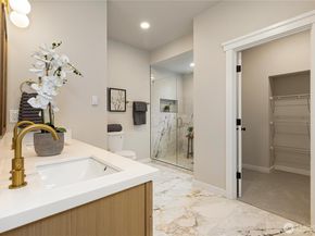 157 26th Avenue, Seattle WA 98122