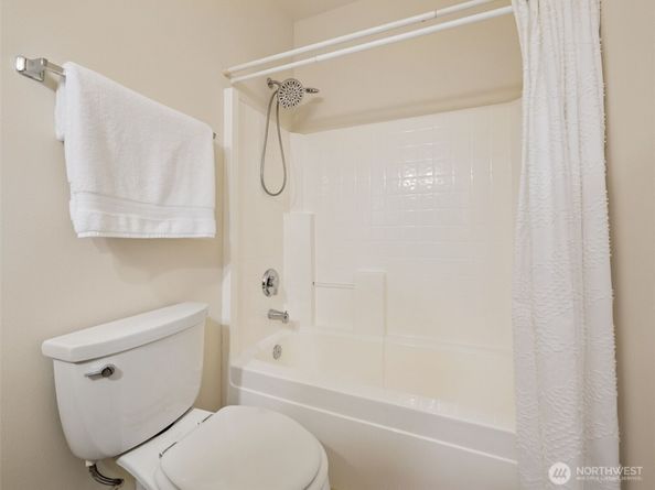 31867 48th Circle SW 14A, Federal Way WA 98023