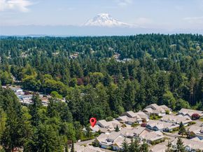 31867 48th Circle SW 14A, Federal Way WA 98023