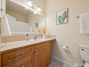 31867 48th Circle SW 14A, Federal Way WA 98023