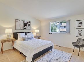 16159 SE 33rd Circle 603, Bellevue WA 98008
