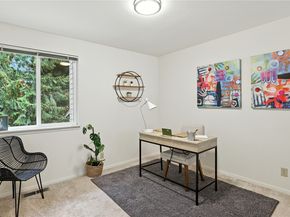 16159 SE 33rd Circle 603, Bellevue WA 98008