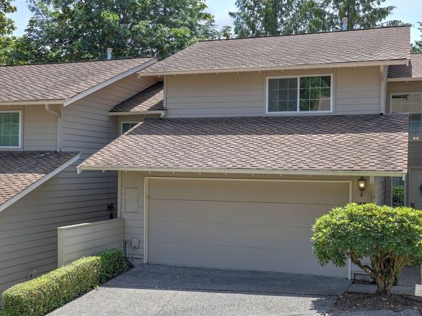 16159 SE 33rd Circle 603, Bellevue WA 98008