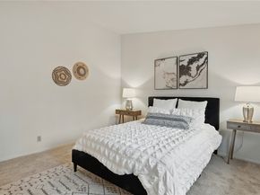 16159 SE 33rd Circle 603, Bellevue WA 98008