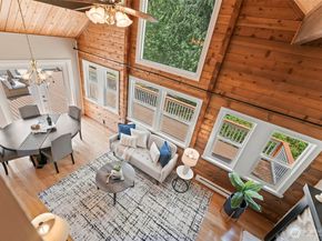 12170 Viewcrest Place NE, Bainbridge Island WA 98110