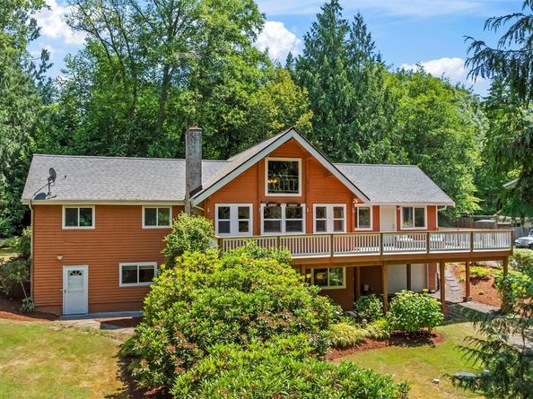 12170 Viewcrest Place NE, Bainbridge Island WA 98110