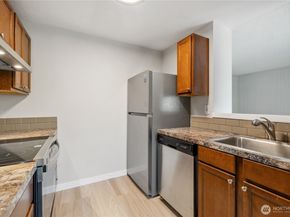 4709 176th Street SW C1, Lynnwood WA 98037